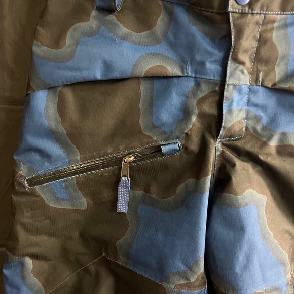 Patagonia 10 kids blue camouflage print snow pants - Picture 4 of 9